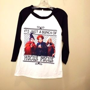 Hocus Pocus baseball style t-shirt M